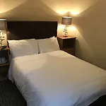 Airport Guest House