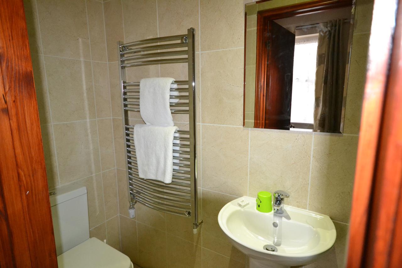 Airport Guest house Slough